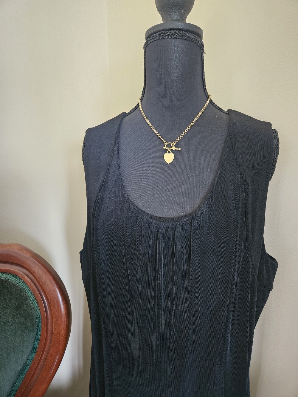 Gorgeous 14K Yellow Gold Rolo Necklace With Heart Charm